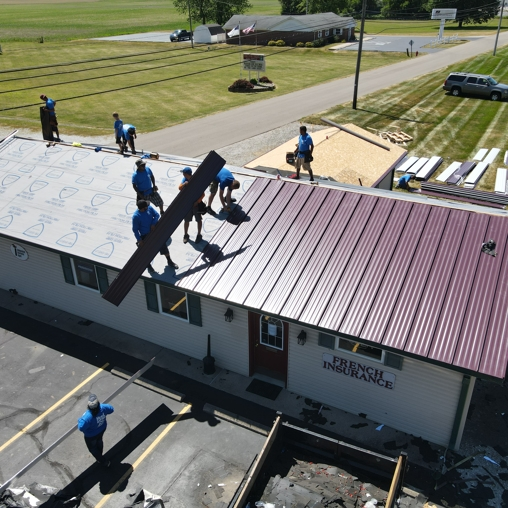 Image roof workers